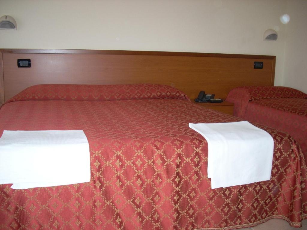Hotel Margherita San Giovanni Rotondo Phòng bức ảnh